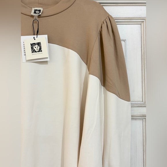 NWT SZ XL Anne Klein Two-Tone Puff-Sleeve top- Beige & Cream - Picture 3 of 9